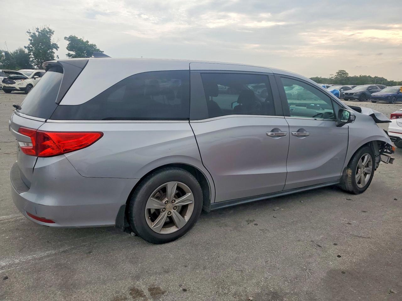 2018 Honda Odyssey Exl - Фото 3