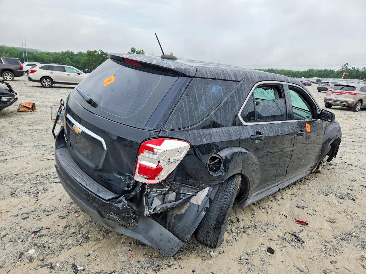 2017 Chevrolet Equinox Ls - Фото 3