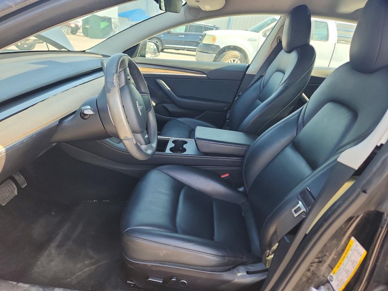 2022 Tesla Model 3 - Фото 7