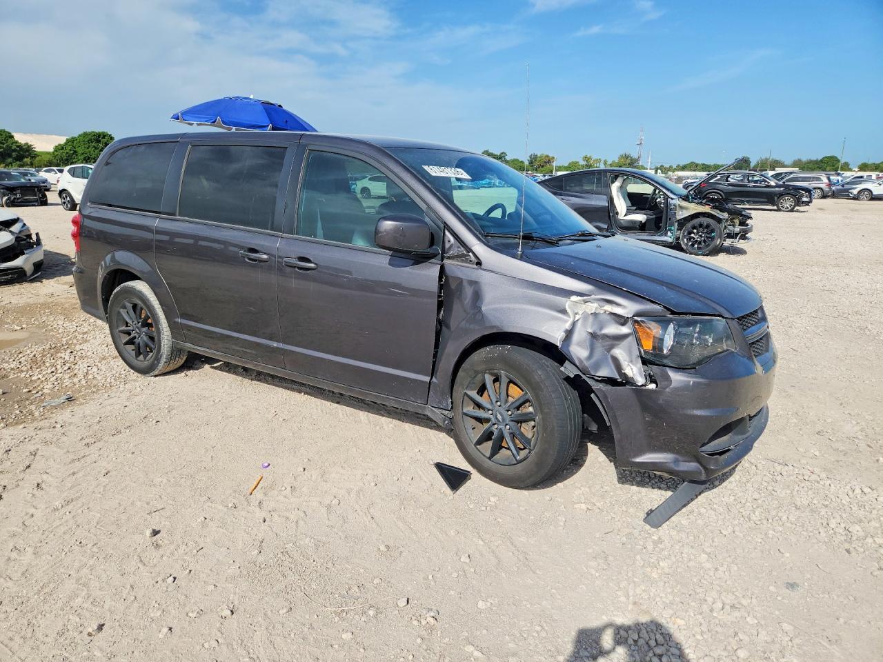 2020 Dodge Grand Caravan Gt - Фото 4