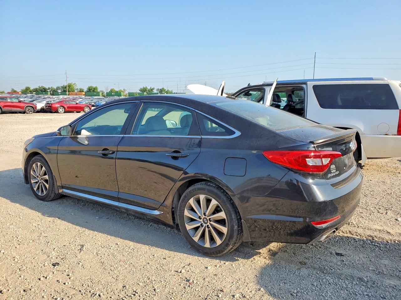 2016 Hyundai Sonata Sport - Image 2