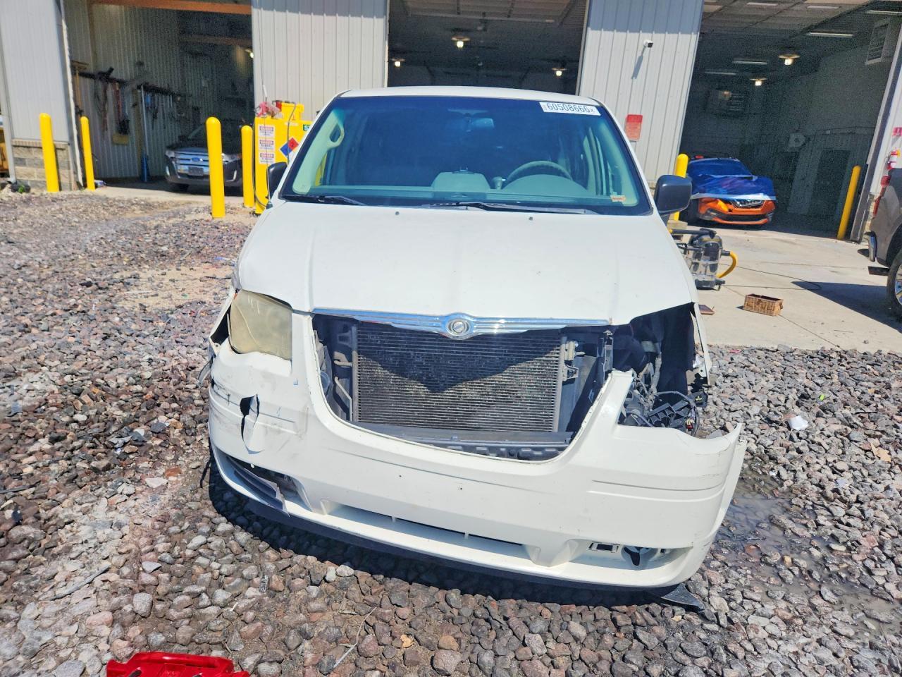 2008 Chrysler Town & Country Lx - Фото 5