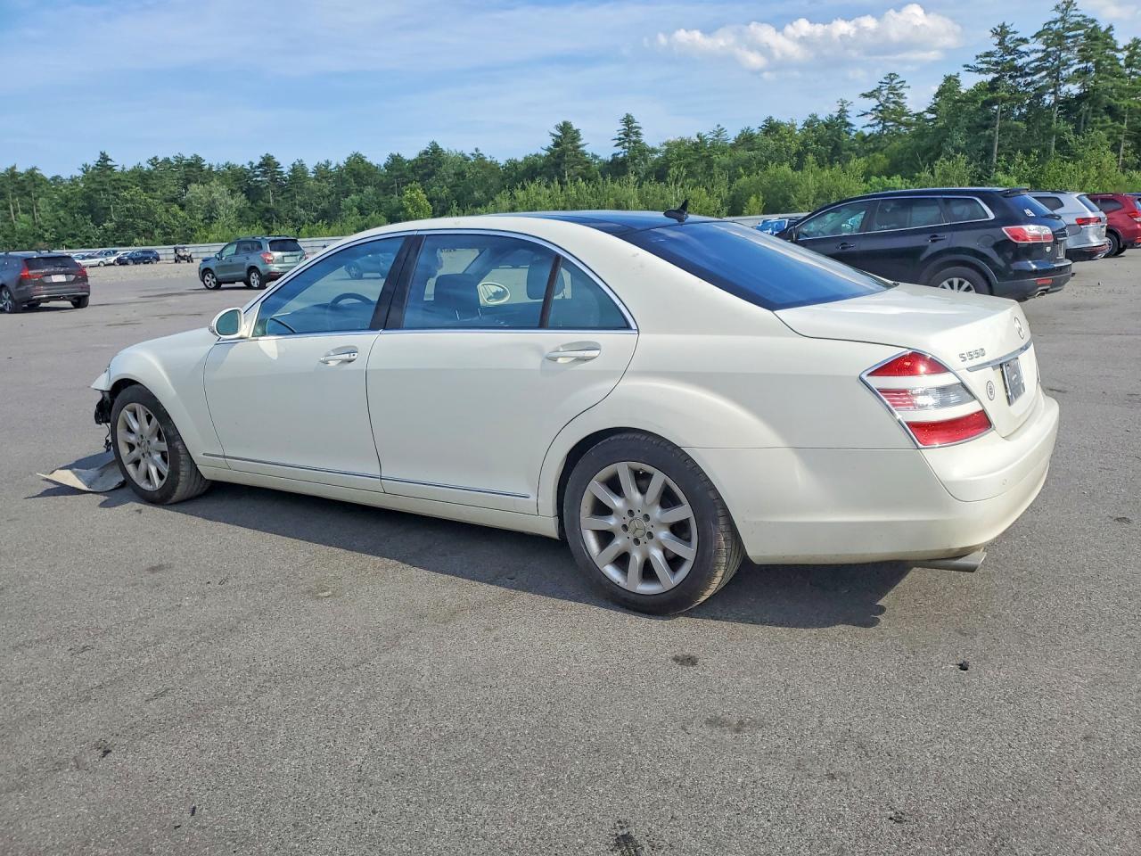2008 Mercedes-Benz S 550 4Matic - Image 2