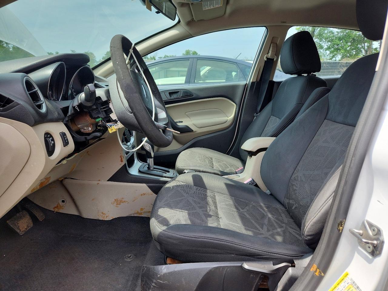 2017 Ford Fiesta Se - Фото 7