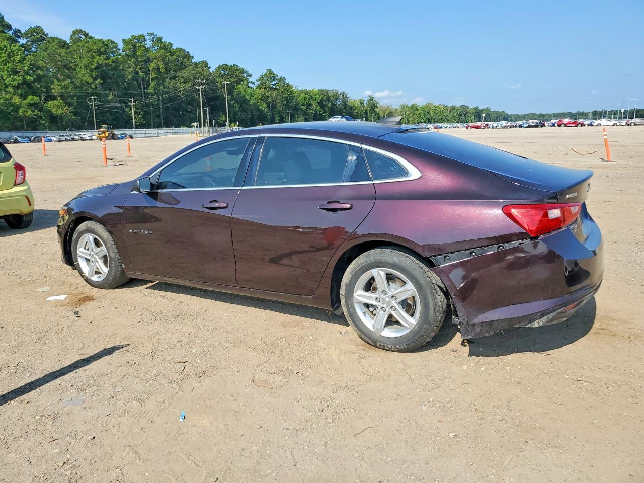 2020 Chevrolet Malibu Ls - Image 2