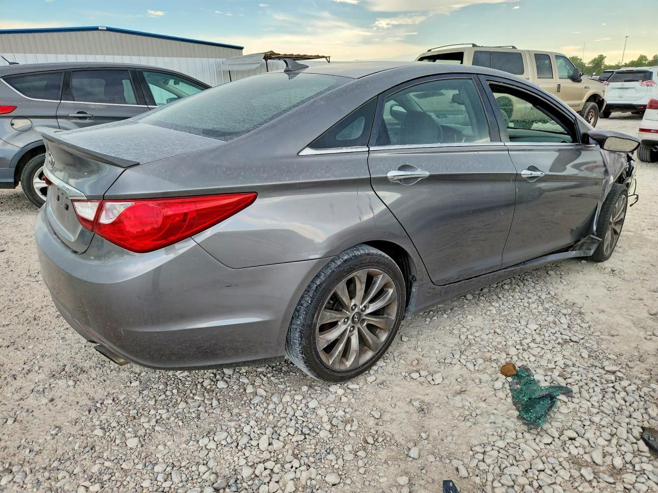 2012 Hyundai Sonata Se - Image 3