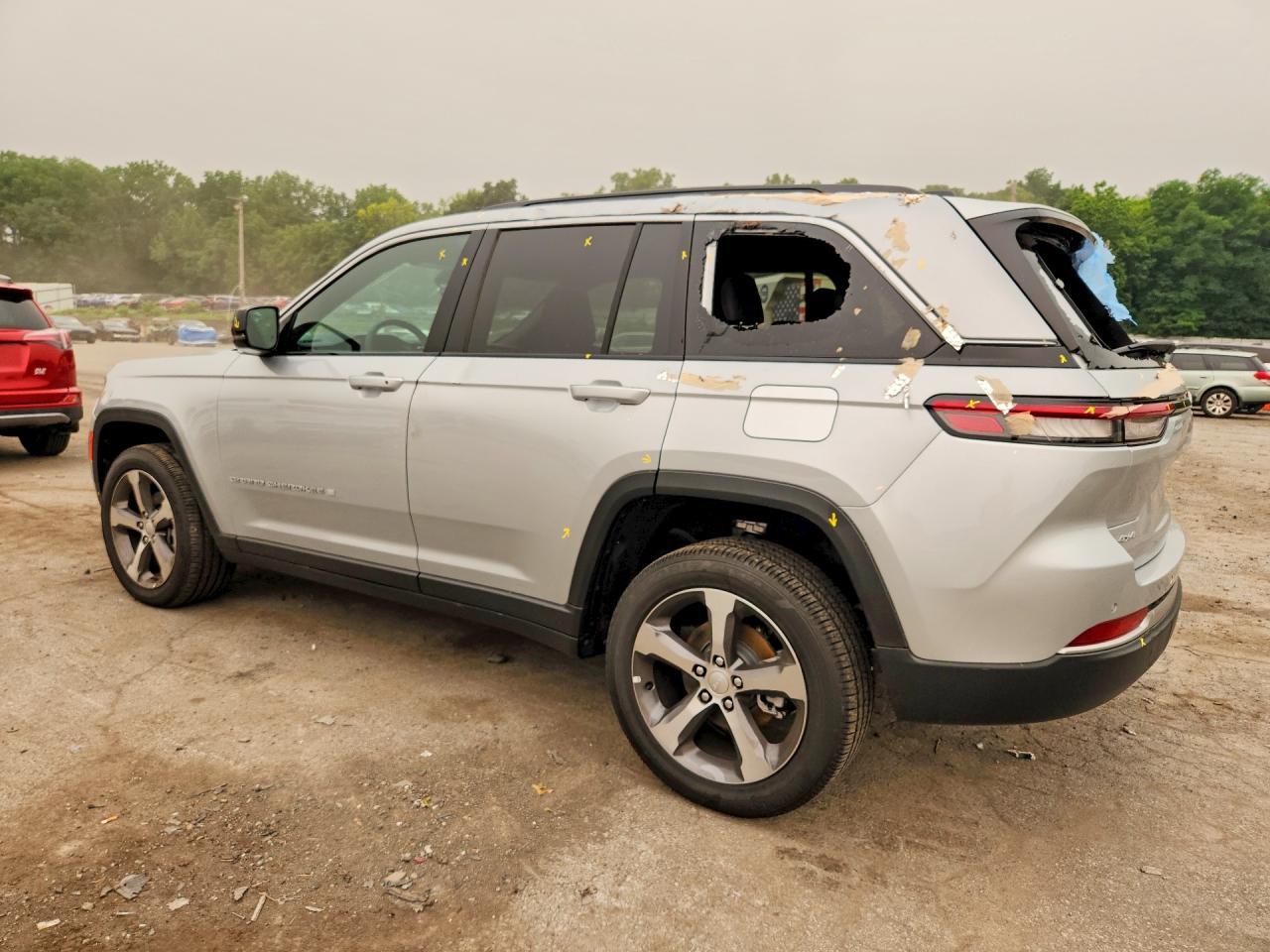 2026 Jeep Grand Cherokee Limited - Image 2