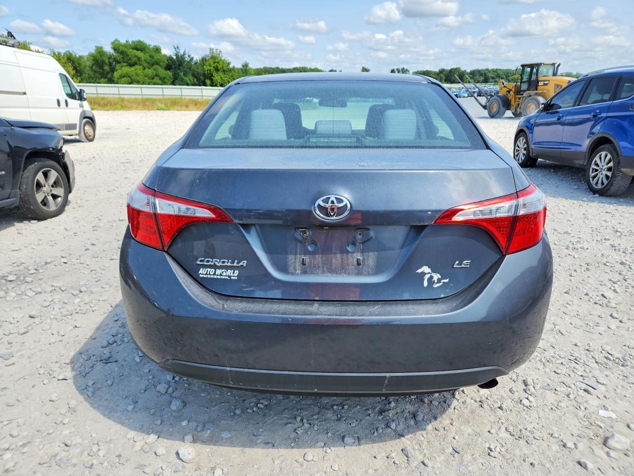 2014 Toyota Corolla Le - Image 6