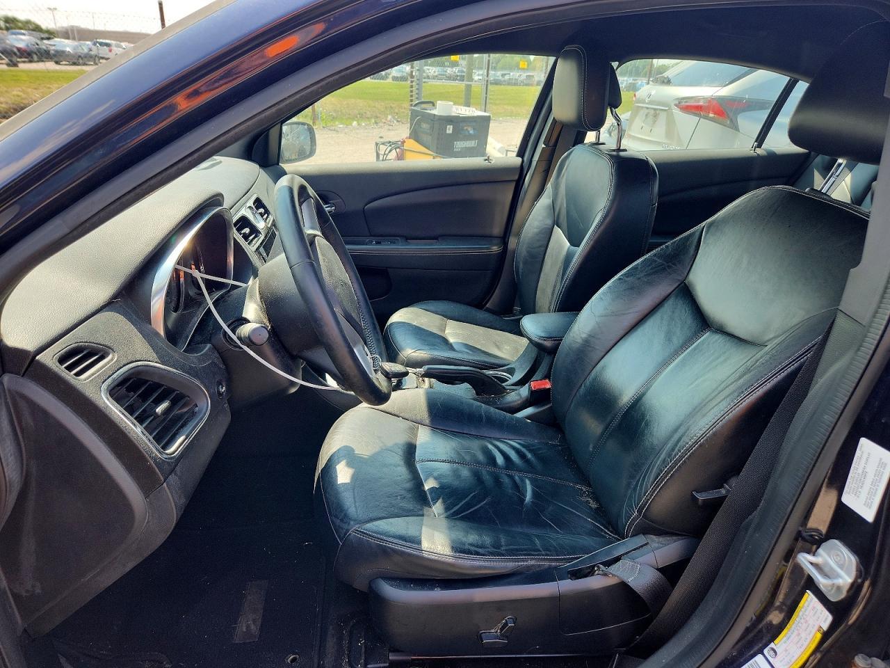 2012 Chrysler 200 Limited - Фото 7
