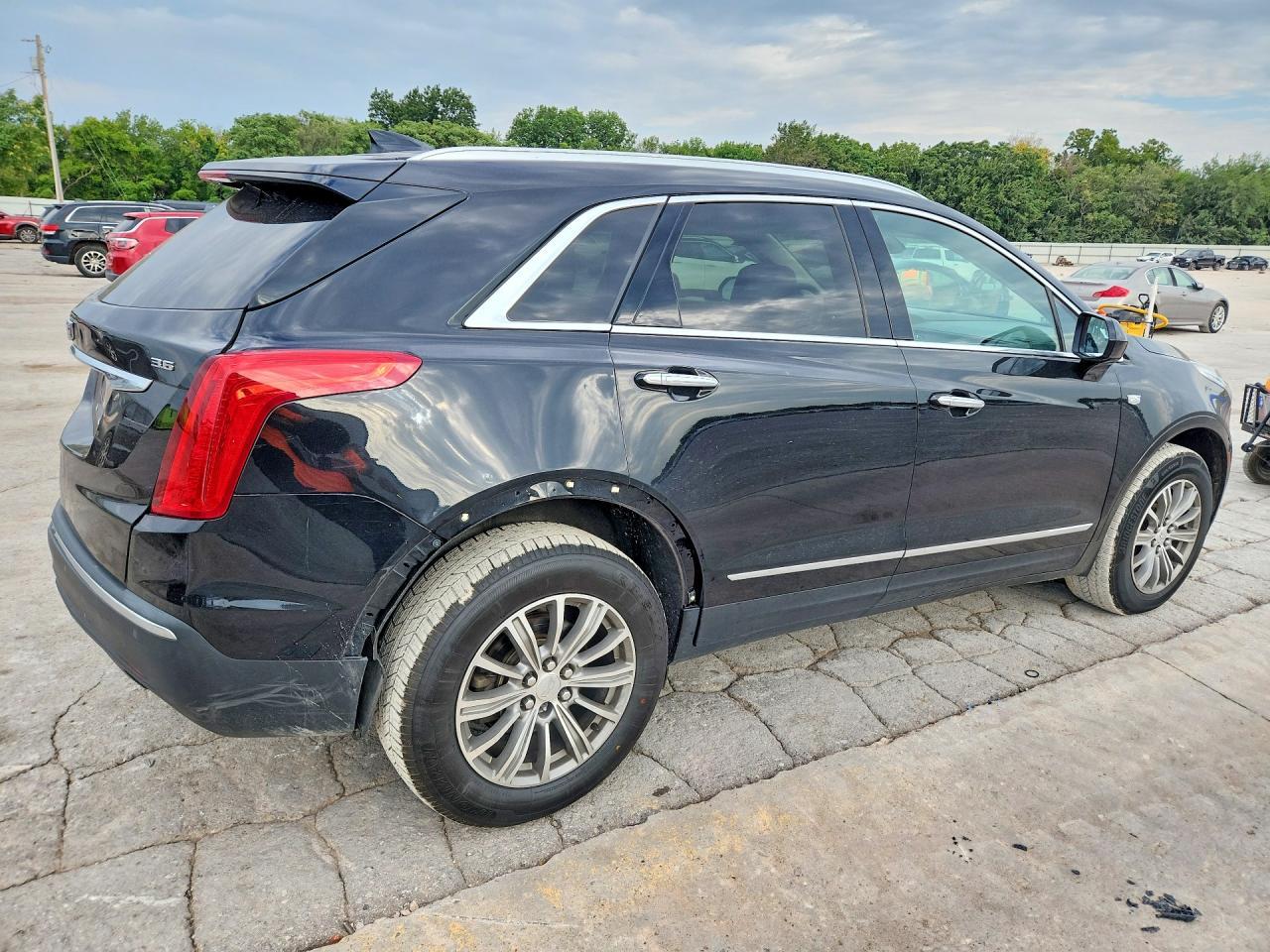 2017 Cadillac Xt5 Luxury - Фото 3