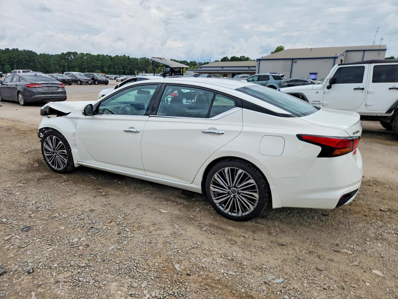 2024 Nissan Altima Sl - Фото 2