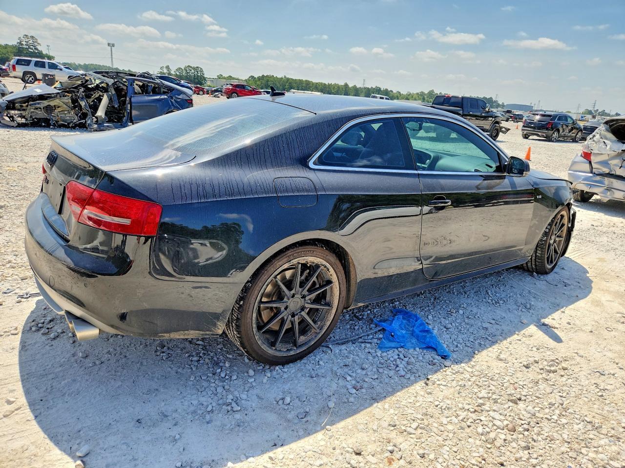 2011 Audi S5 Premium Plus - Image 3