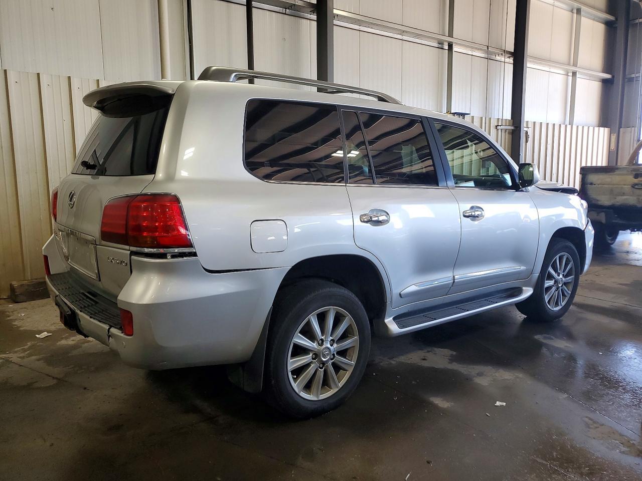 2010 Lexus Lx 570 - Фото 3