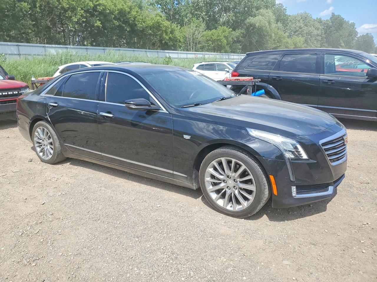2017 Cadillac Ct6 Luxury - Image 4