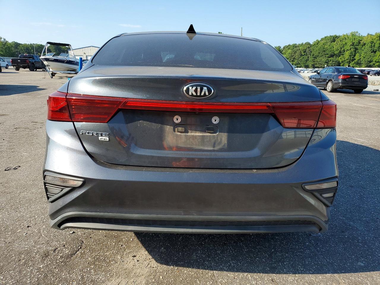 2020 Kia Forte Fe - Image 6