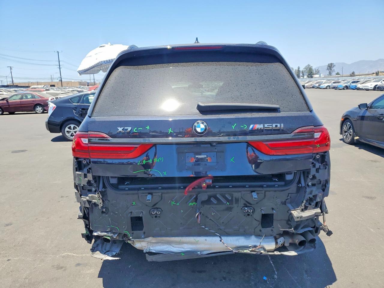 2022 BMW X7 M50I - Фото 6