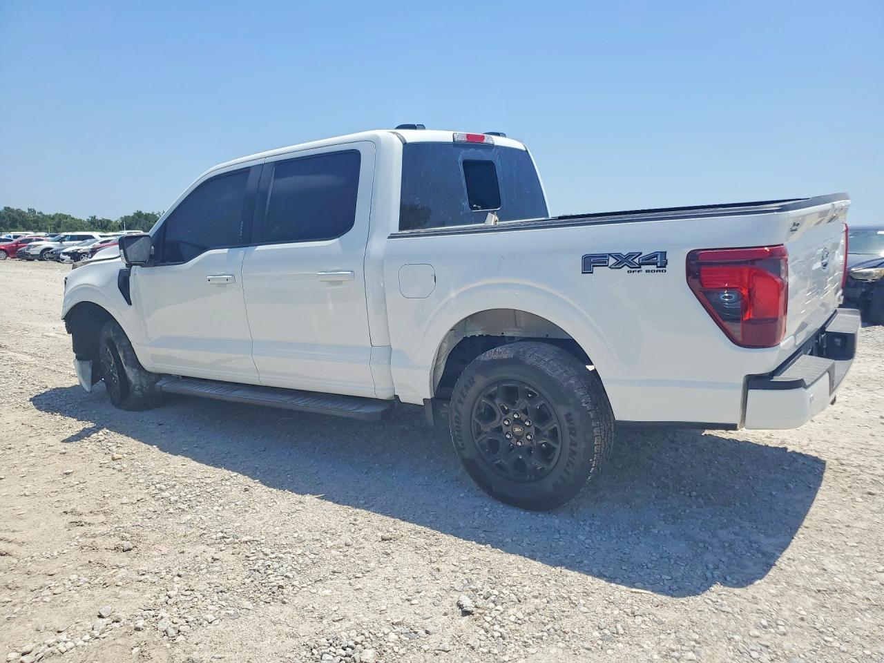 2024 Ford F150 Xlt - Фото 2