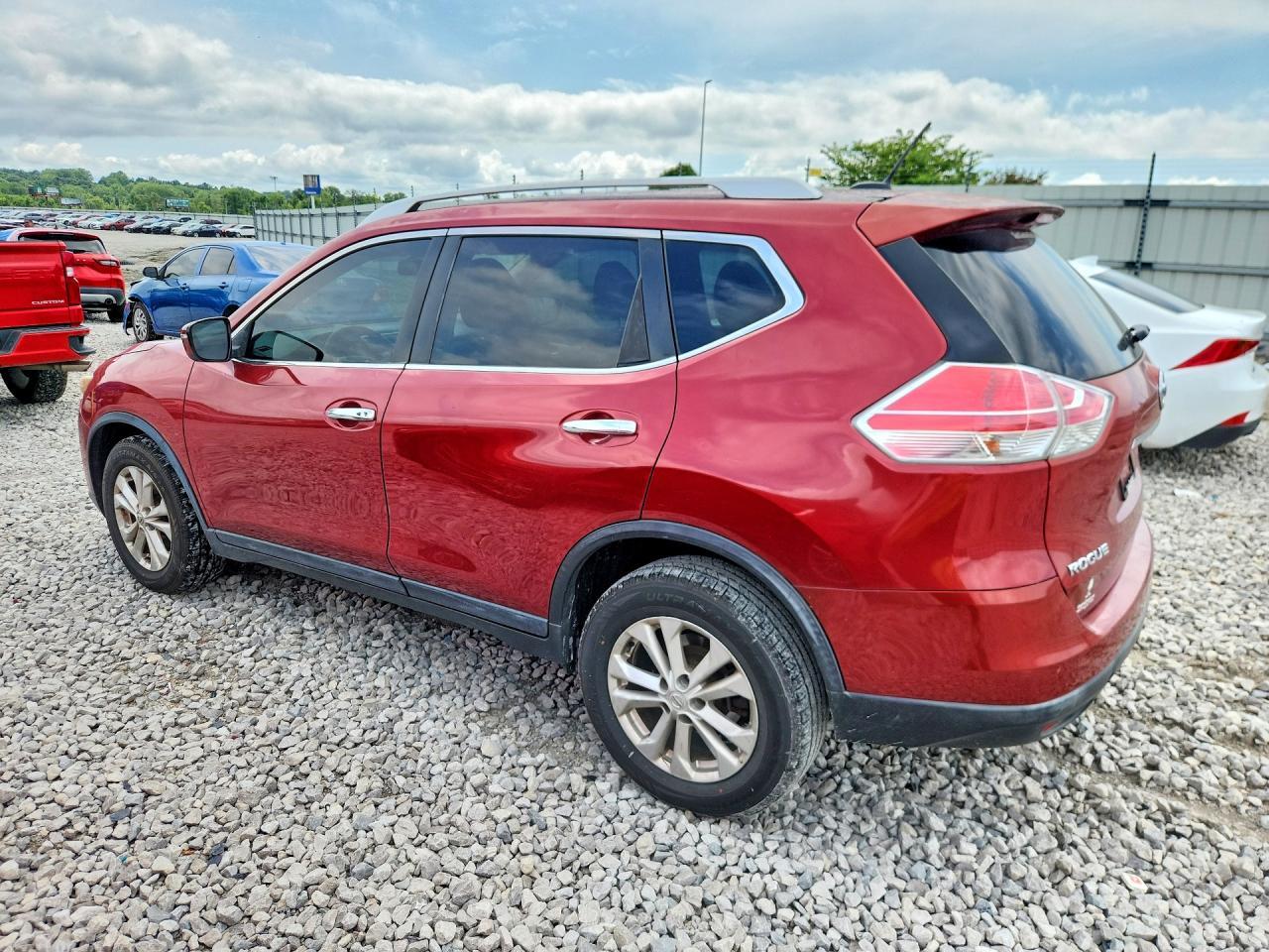 2016 Nissan Rogue Sv - Фото 2