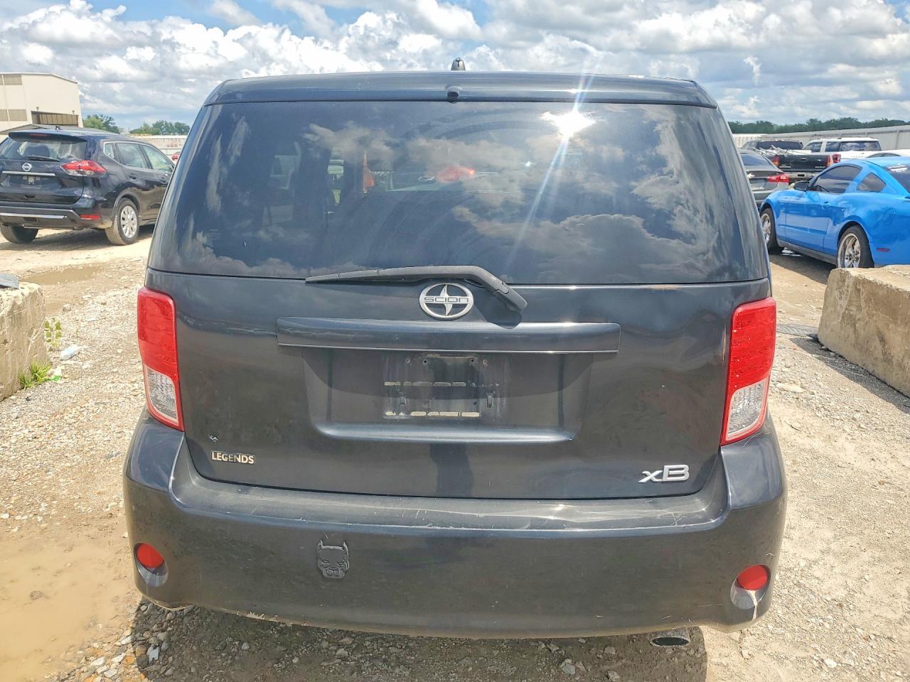 2012 Scion Xb Base - Image 6