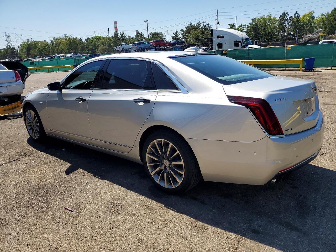 2016 Cadillac Ct6 Premium - Фото 2