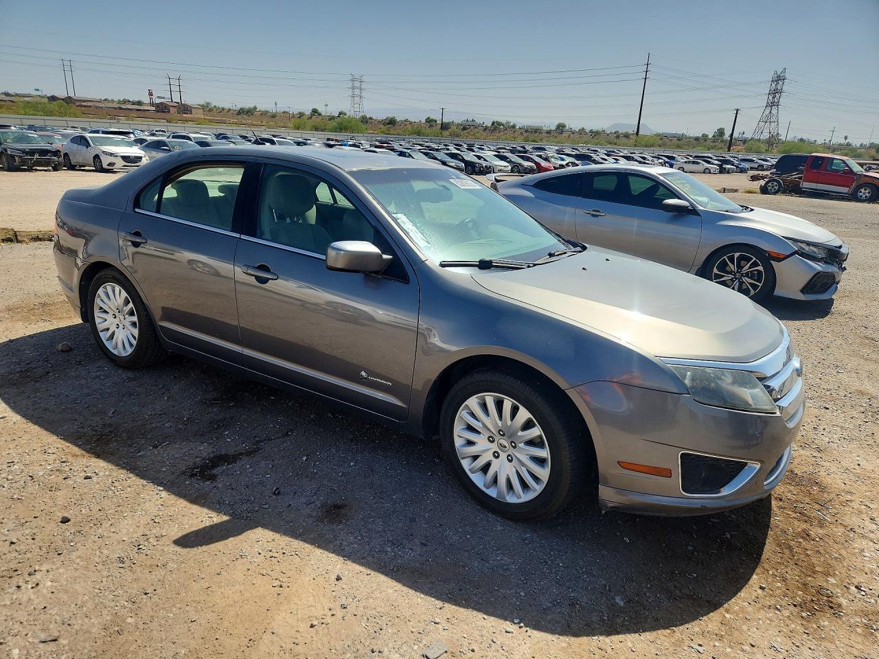 2010 Ford Fusion Hybrid - Фото 4