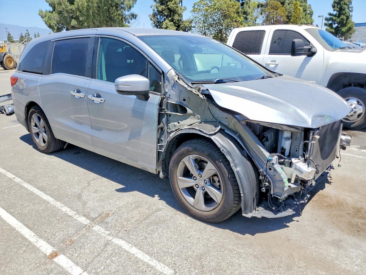 2019 Honda Odyssey Ex - Image 4