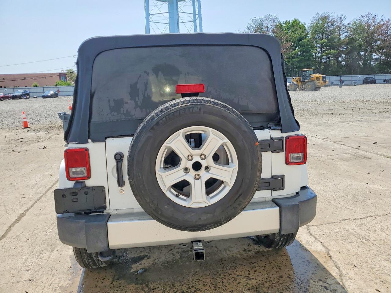 2018 Jeep Wrangler Unlimited Sahara - Фото 6