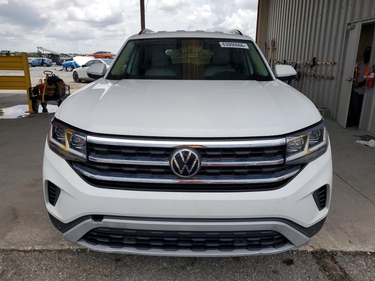 2022 Volkswagen Atlas Se - Фото 5