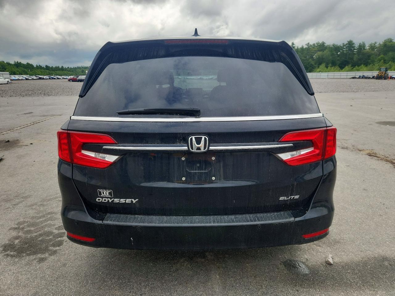 2023 Honda Odyssey Elite - Image 6