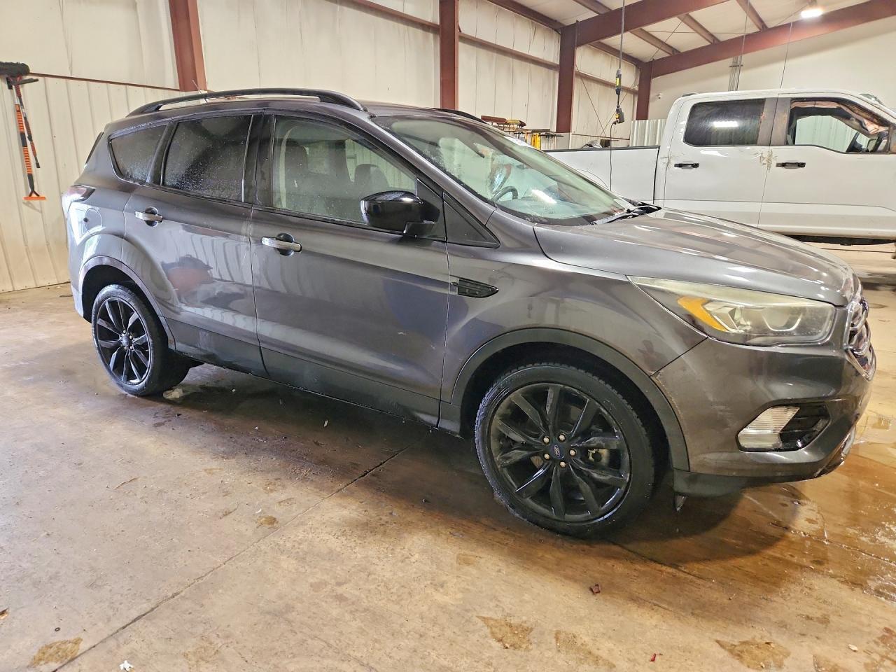 2017 Ford Escape Se - Фото 4