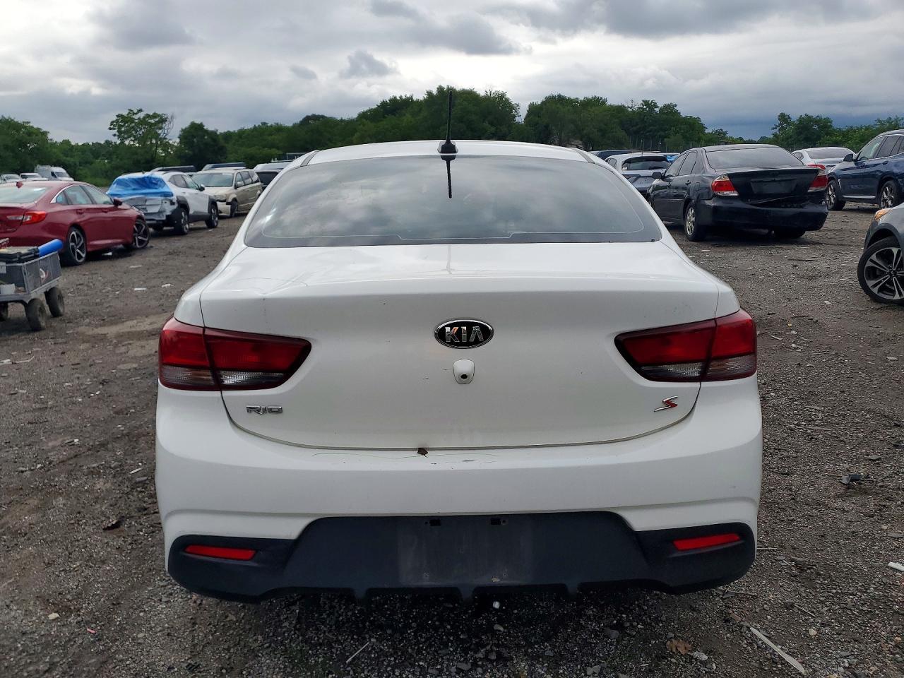 2020 Kia Rio S - Image 6