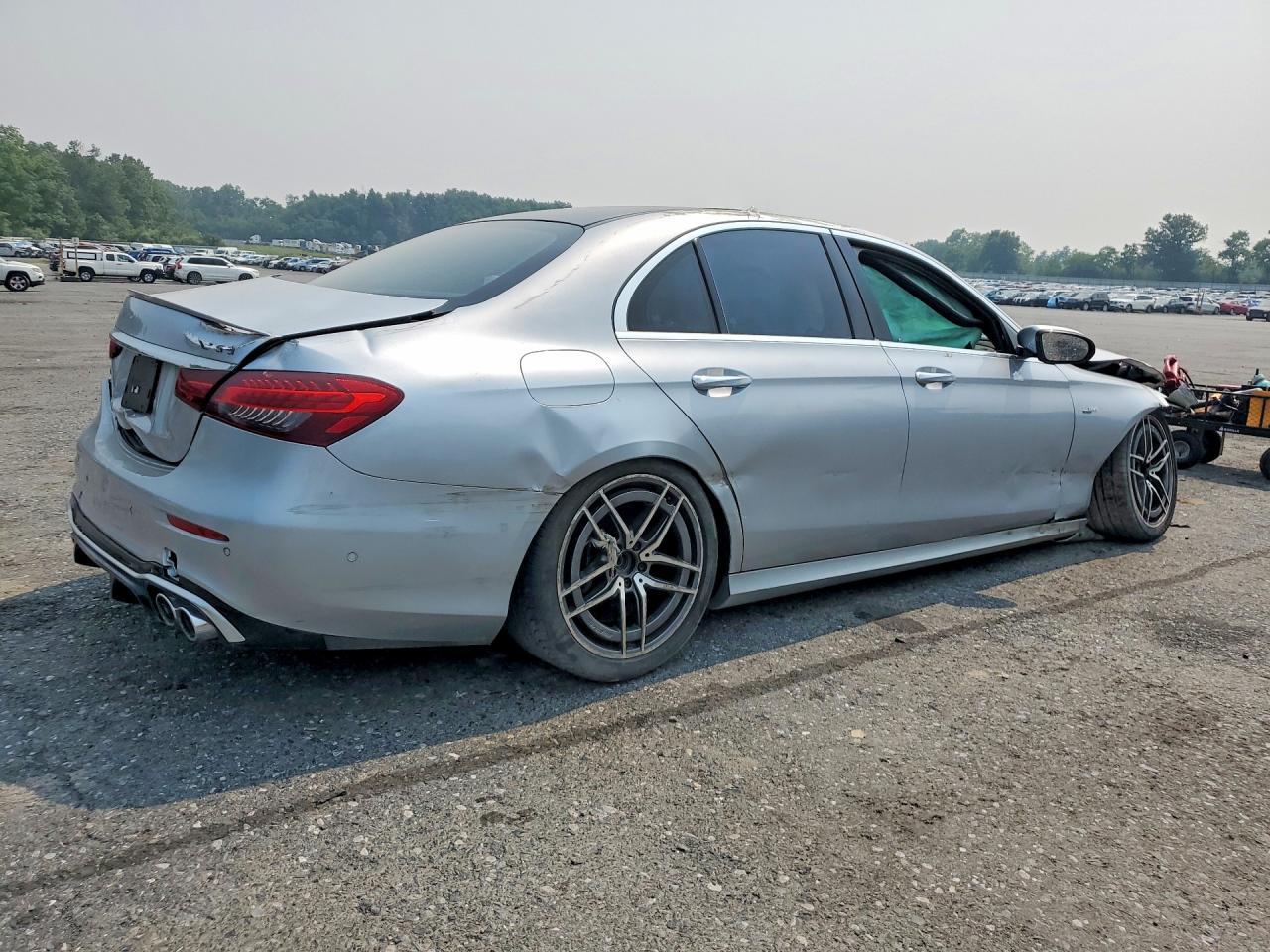 2021 Mercedes-Benz E Amg 53 4Matic - Image 3
