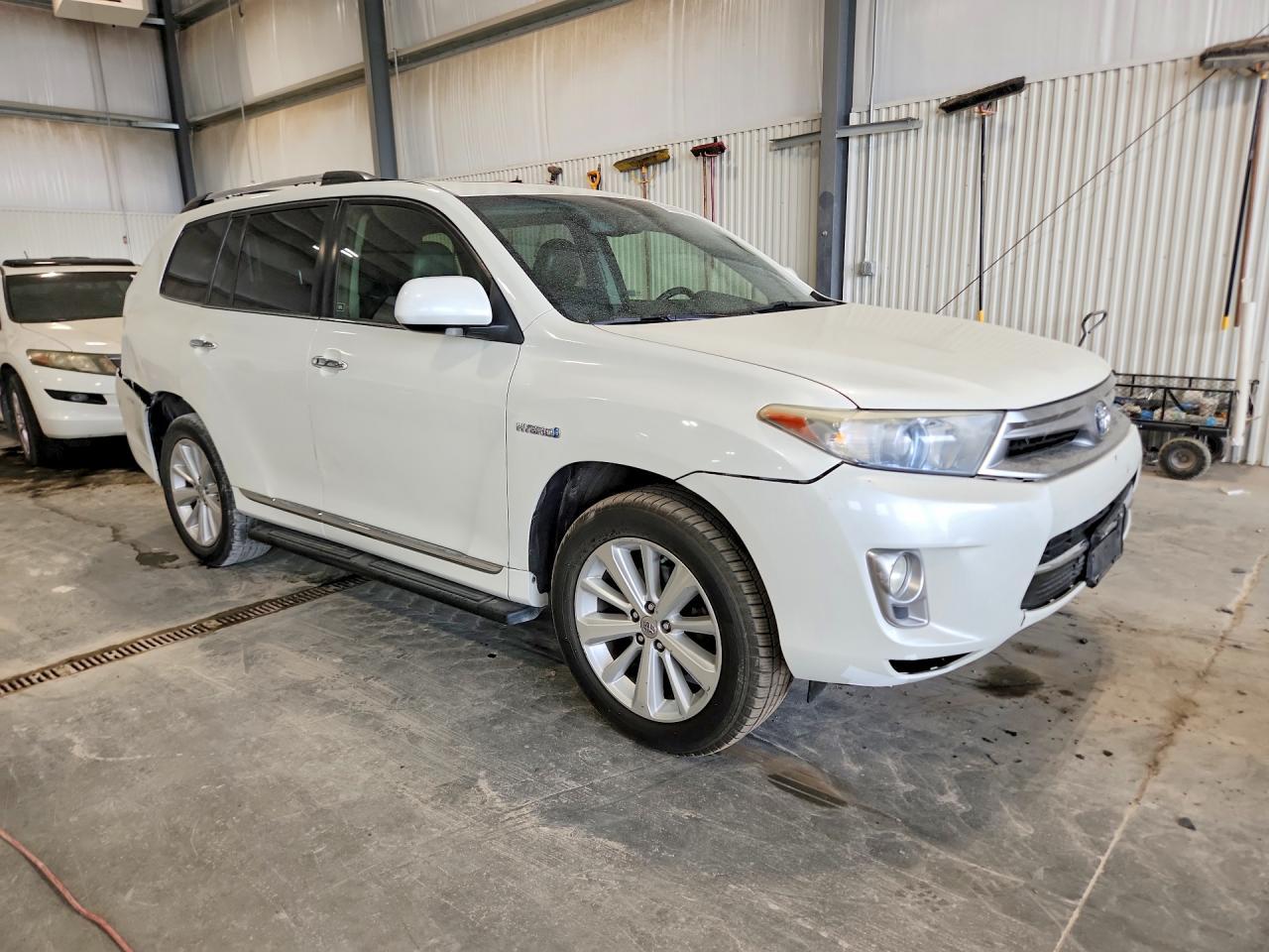 2013 Toyota Highlander Hybrid Limited - Image 4