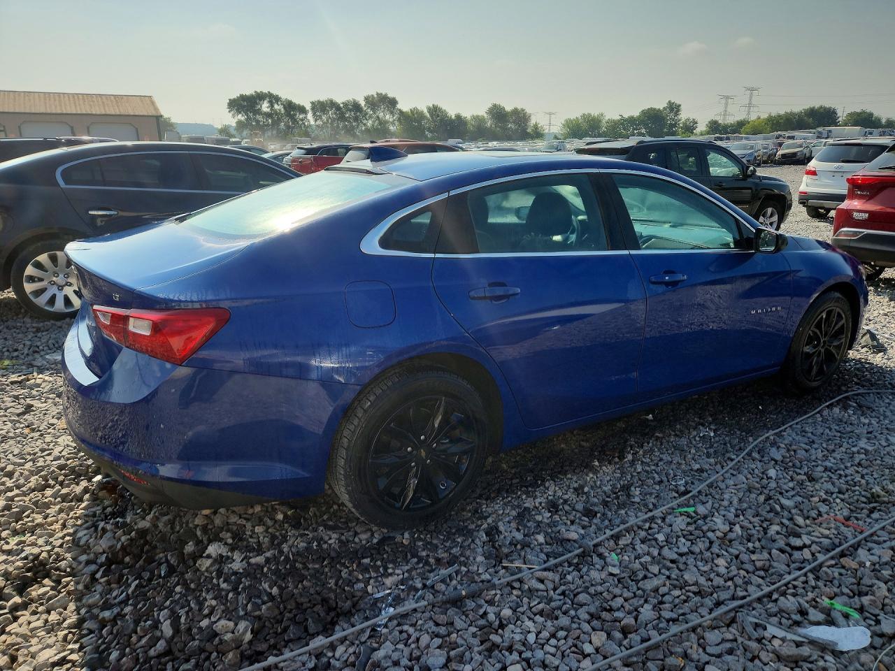 2023 Chevrolet Malibu Lt - Фото 3