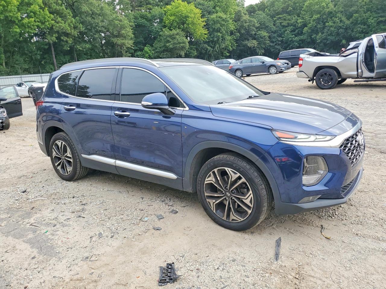 2019 Hyundai Santa Fe Limited 2.0T - Image 4