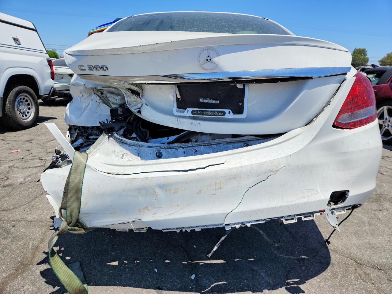 2015 Mercedes-Benz C 300 - Image 6