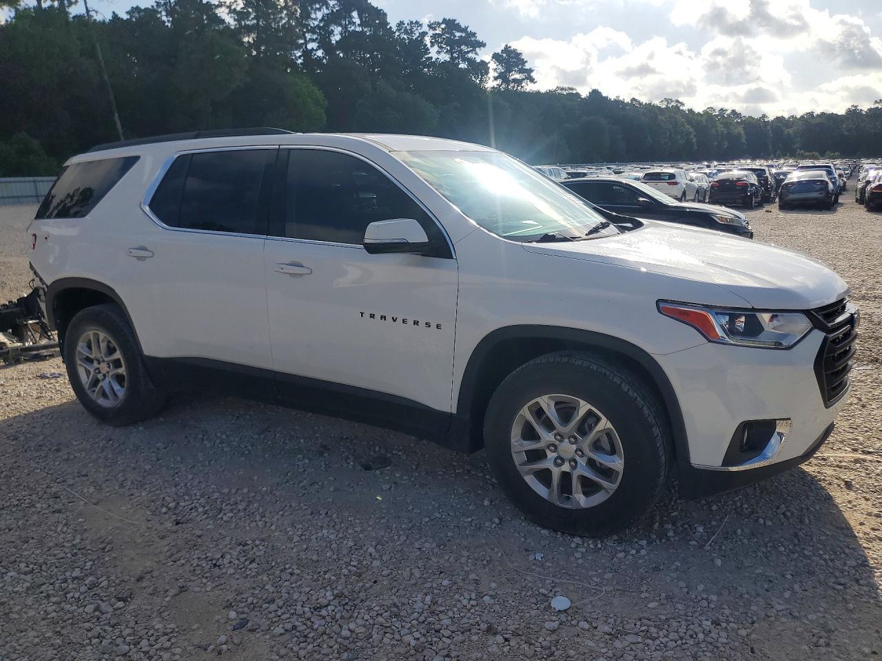 2019 Chevrolet Traverse Lt - Image 4