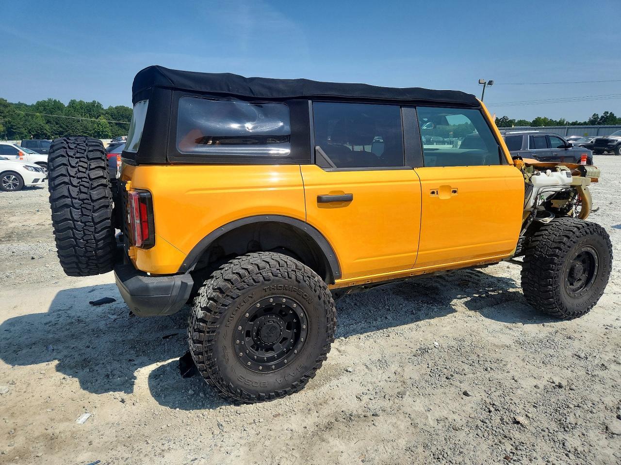 2021 Ford Bronco Base - Фото 3