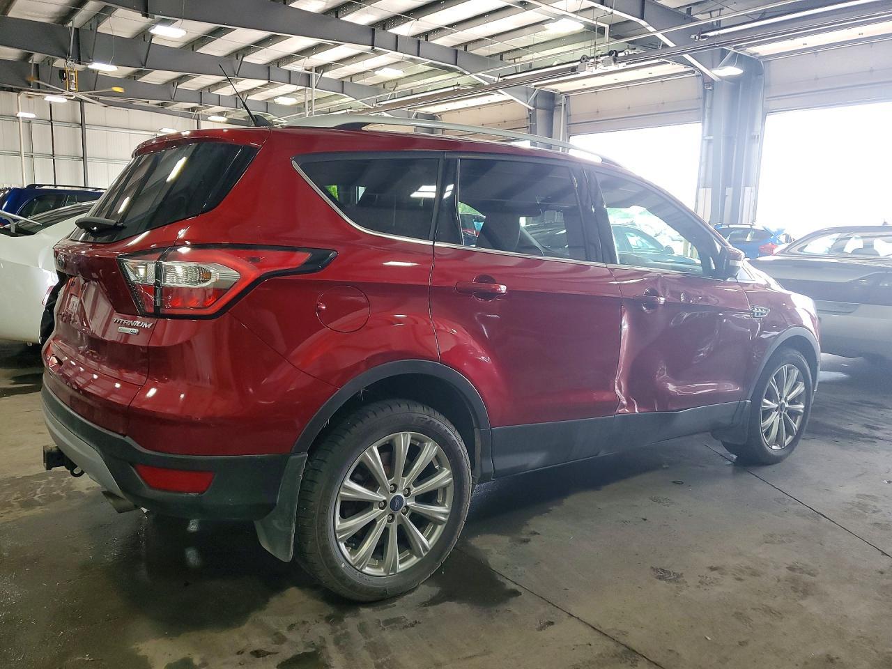 2018 Ford Escape Titanium - Фото 3