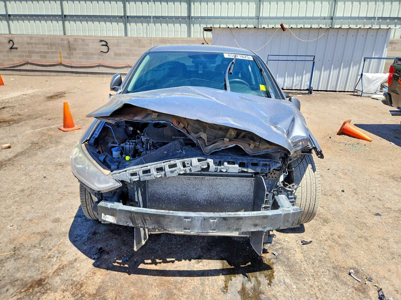 2018 Hyundai Elantra - Image 5