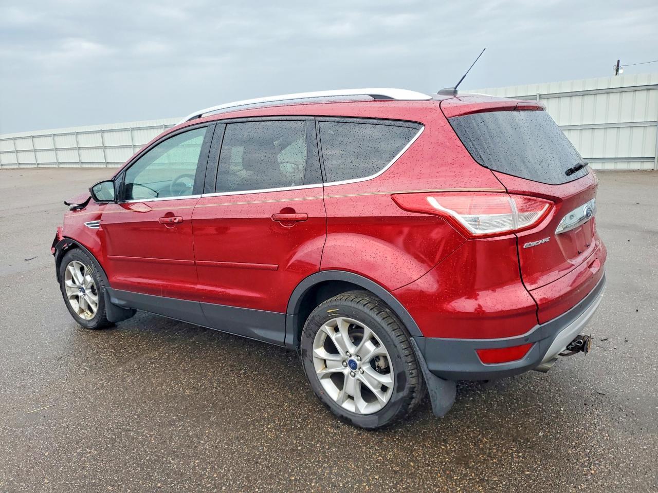 2015 Ford Escape Titanium - Фото 2