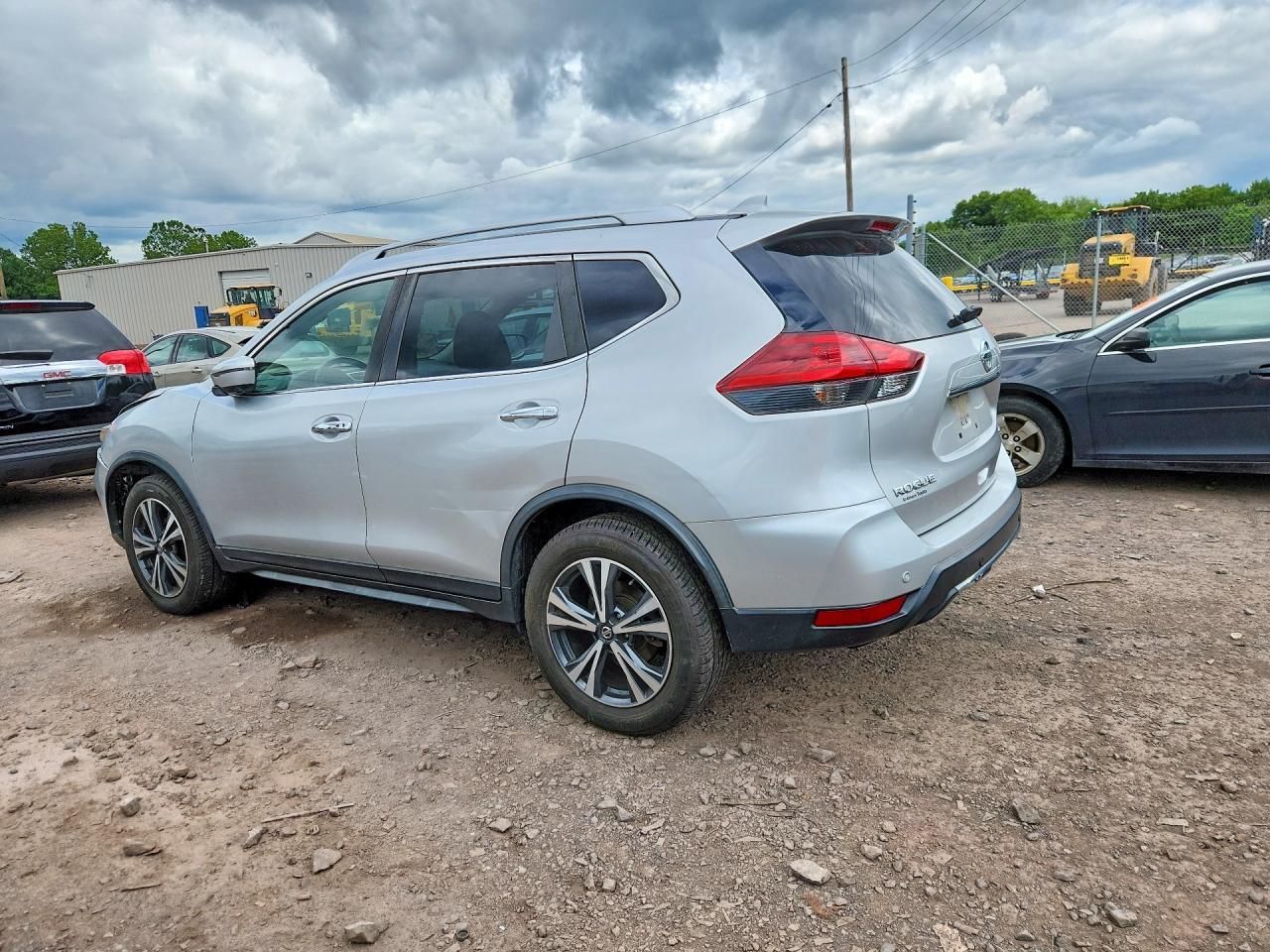 2019 Nissan Rogue Sv - Фото 2