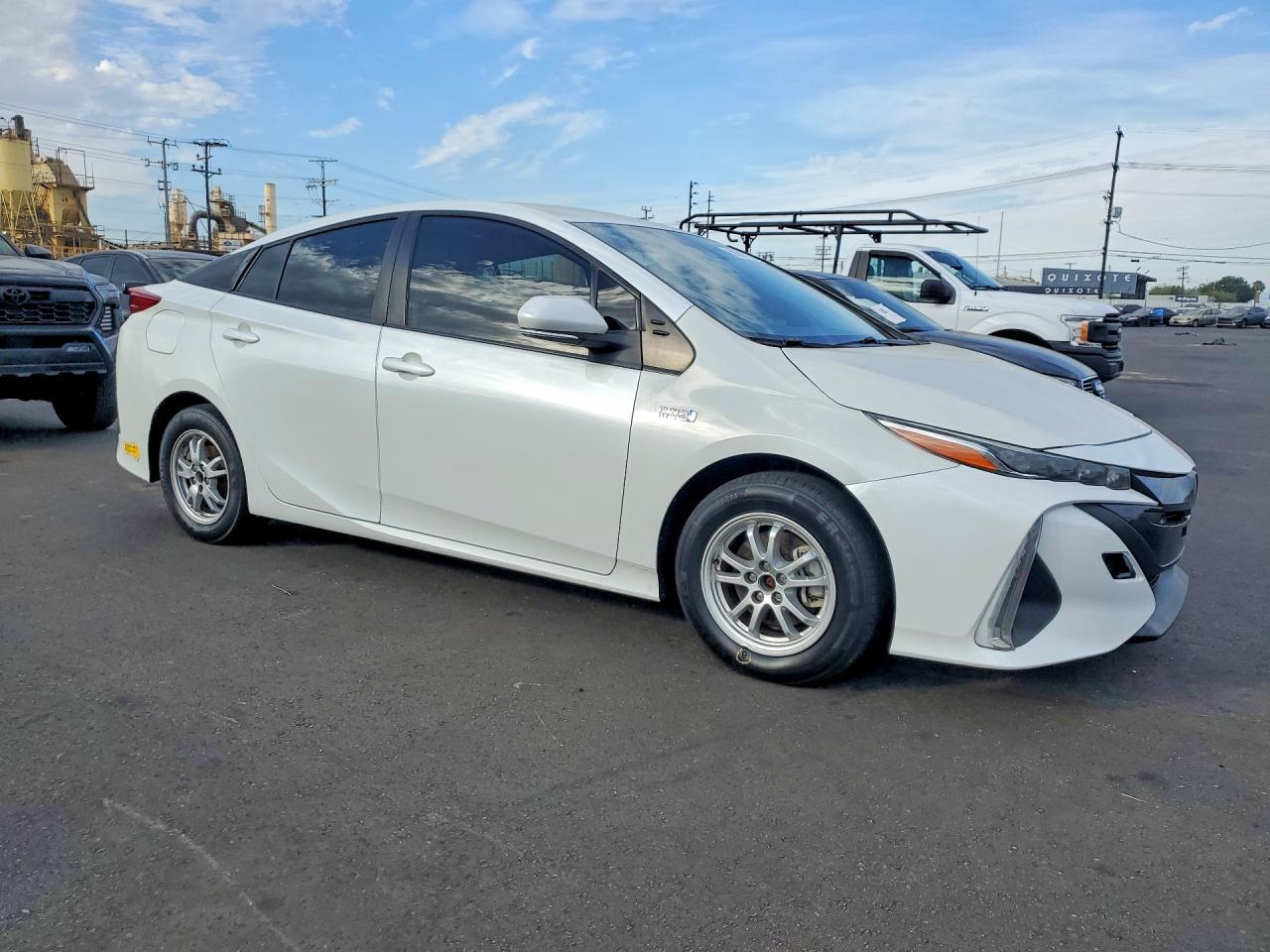 2022 Toyota Prius Prime Xle - Фото 4