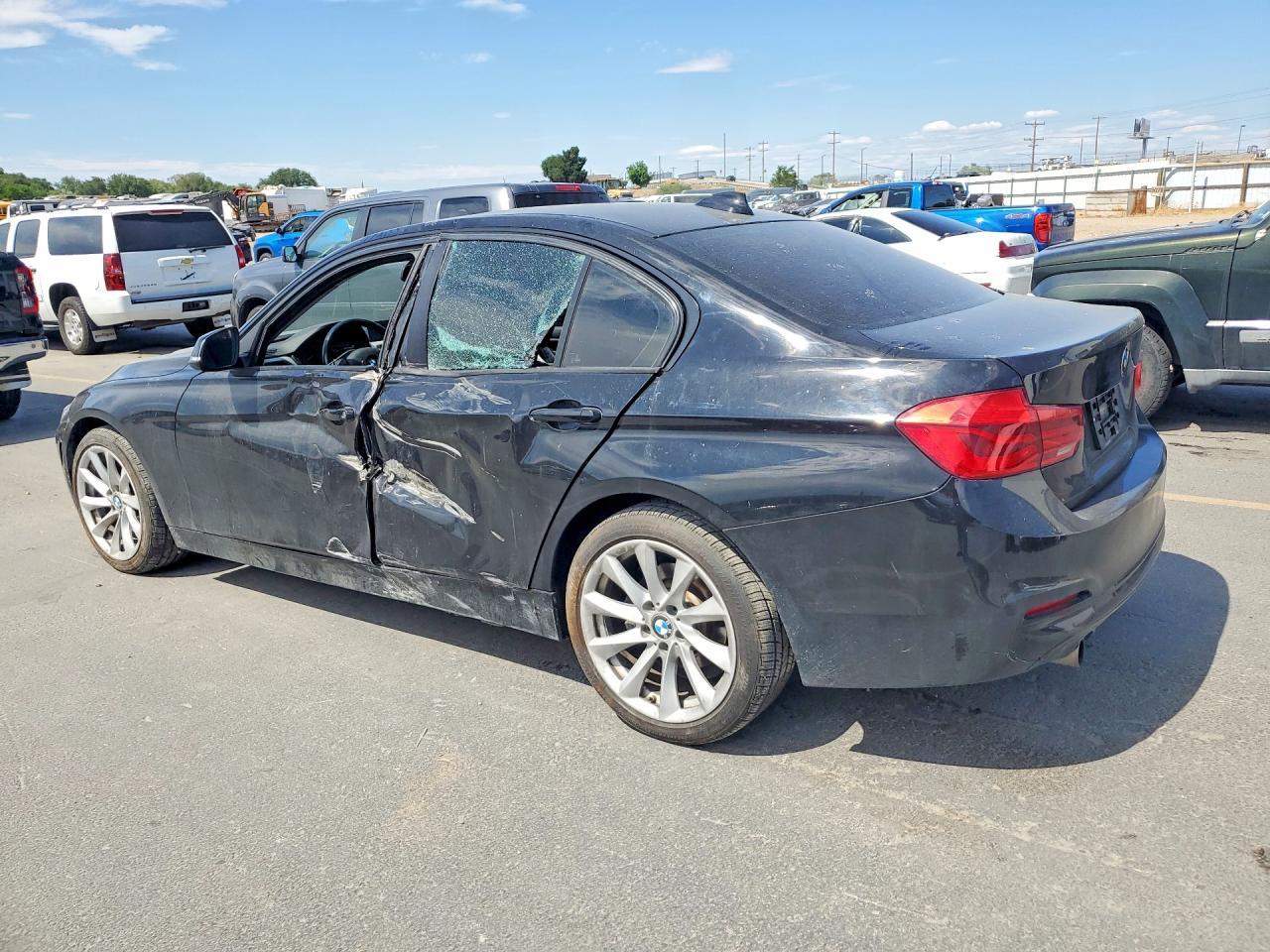 2018 BMW 320 Xi - Фото 2