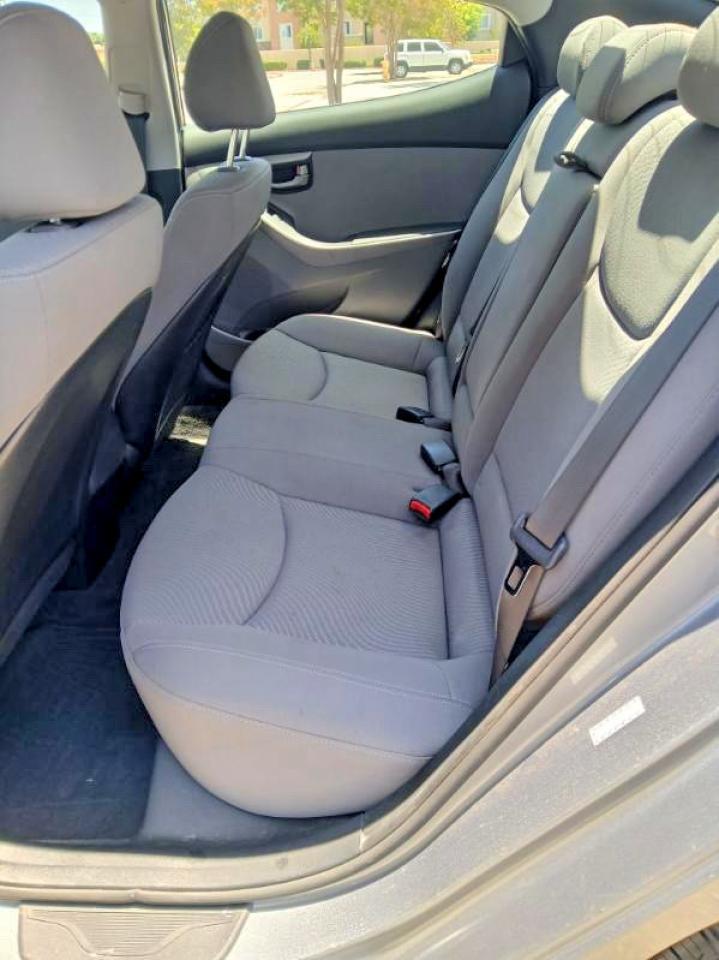 2015 Hyundai Elantra Se - Image 6
