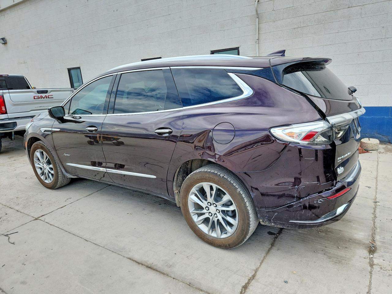 2022 Buick Enclave Avenir - Фото 2
