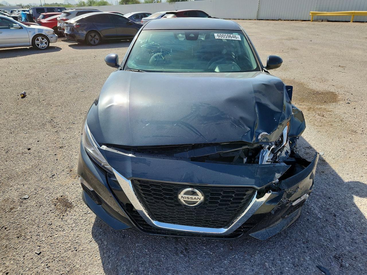 2021 Niss Altima - Фото 5