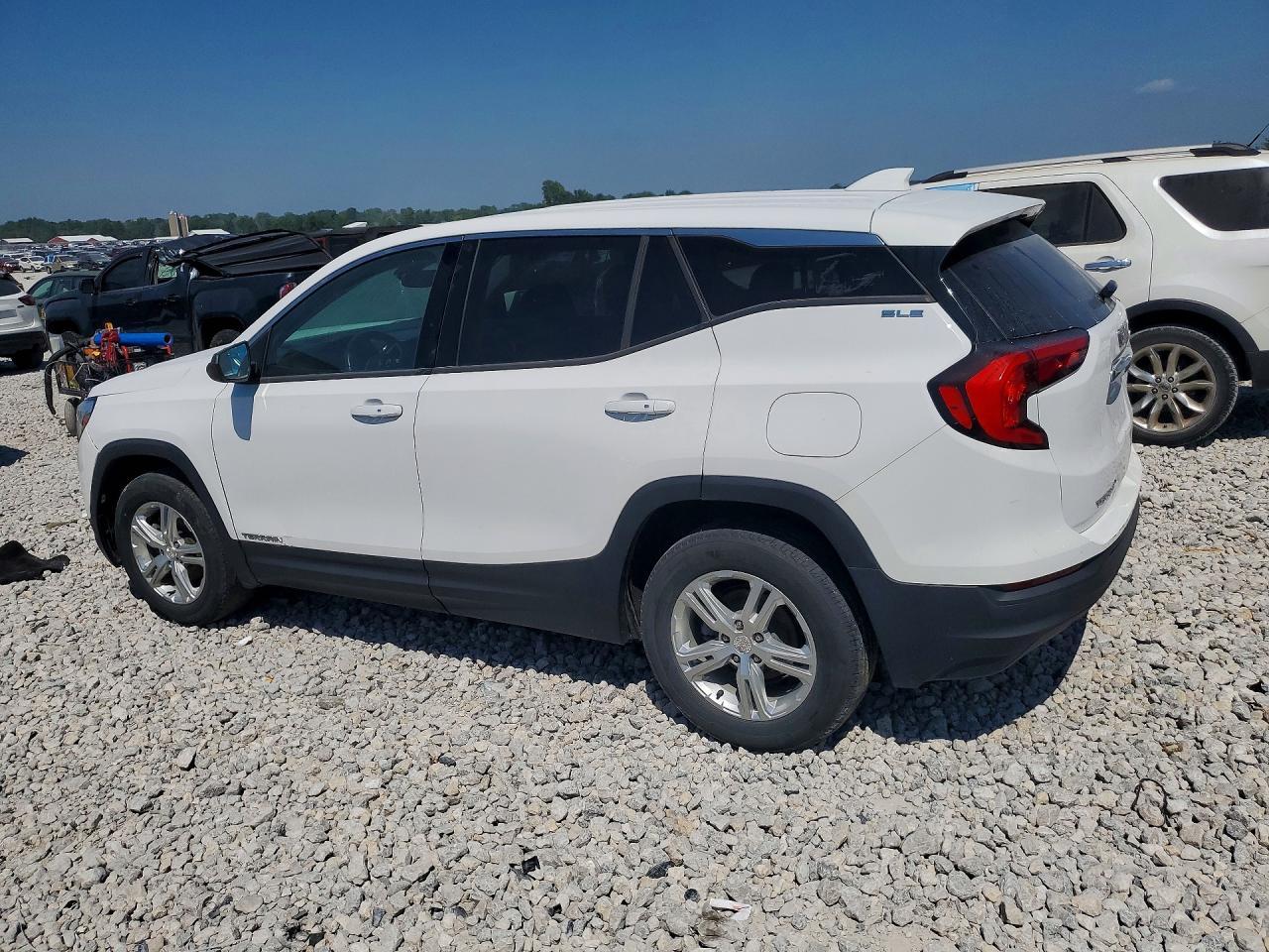 2020 GMC Terrain Sle - Image 2