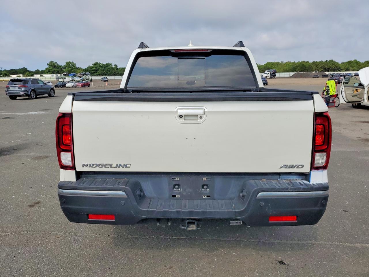 2019 Honda Ridgeline Rtl - Image 6