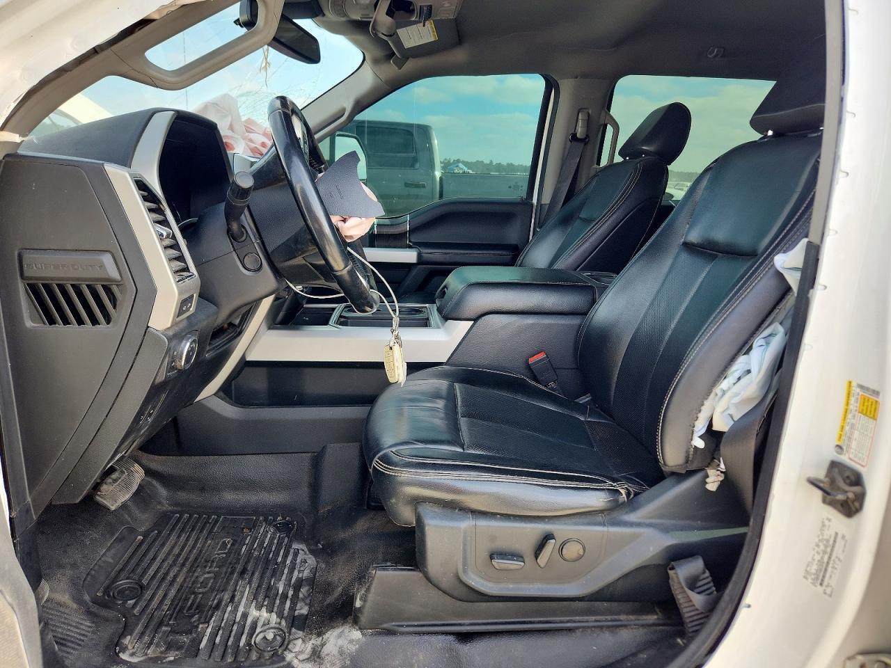 2021 Ford F350 Super Duty - Image 7